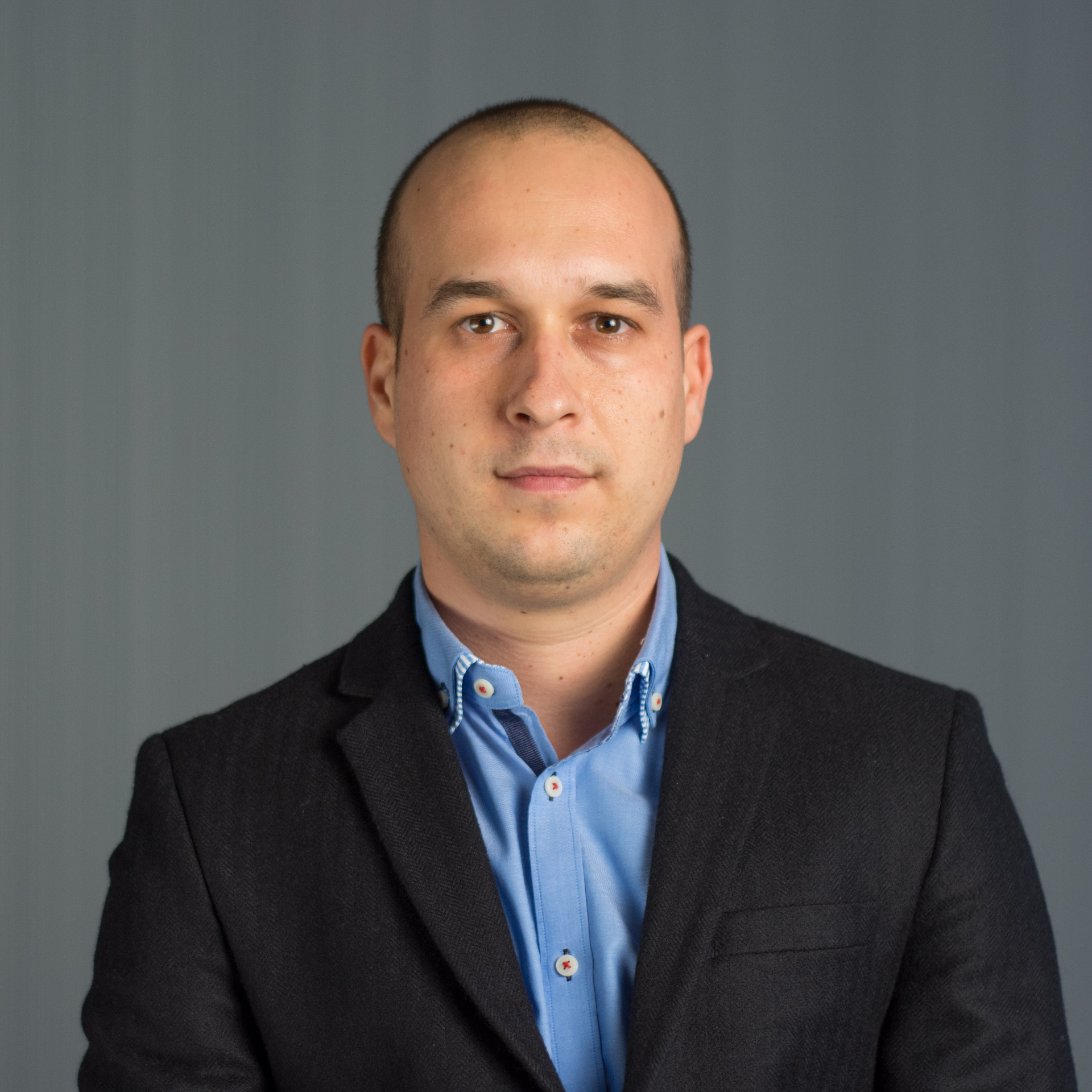 Ириней Стоев — основател на Doctorix